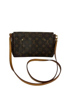 Louis Vuitton Favorite MM Monogram Crossbody Bag