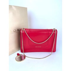 Bolso de hombro Bvlgari Serpenti Forever en rosa oscuro