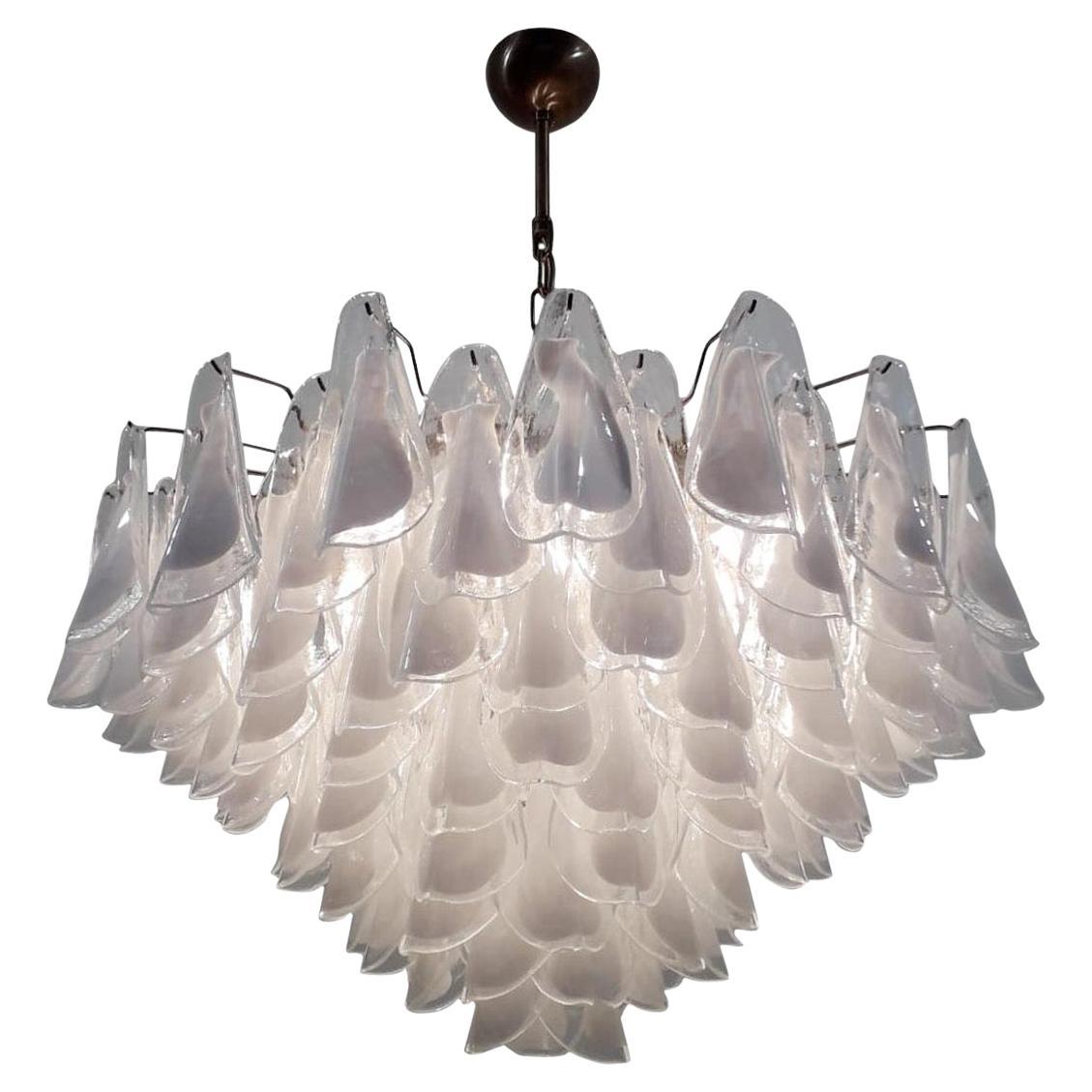 Lampadario Petali di Fabio Ltd in vendita