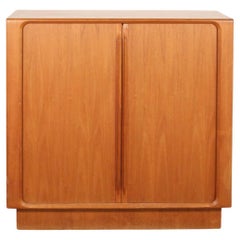 Armoire danoise moderne du milieu du siècle dernier Bernhard Pedersen & Son