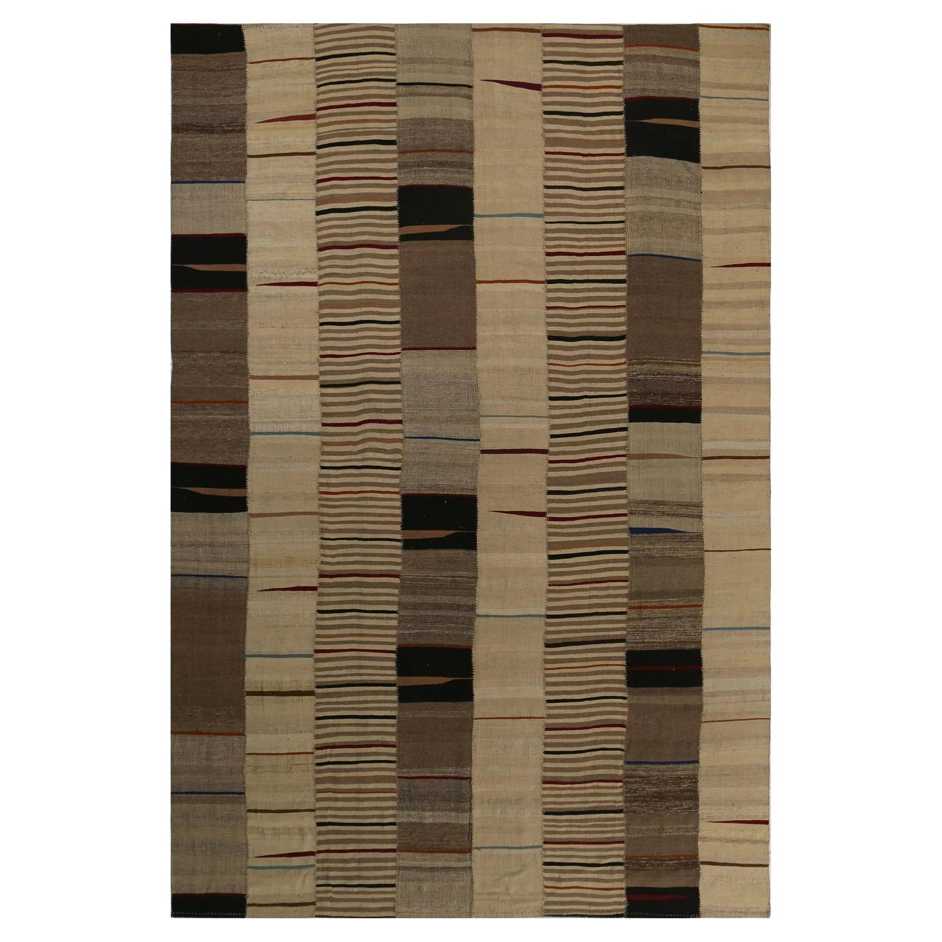 Turkey Kelim-Teppiche – Design – 99142 im Angebot