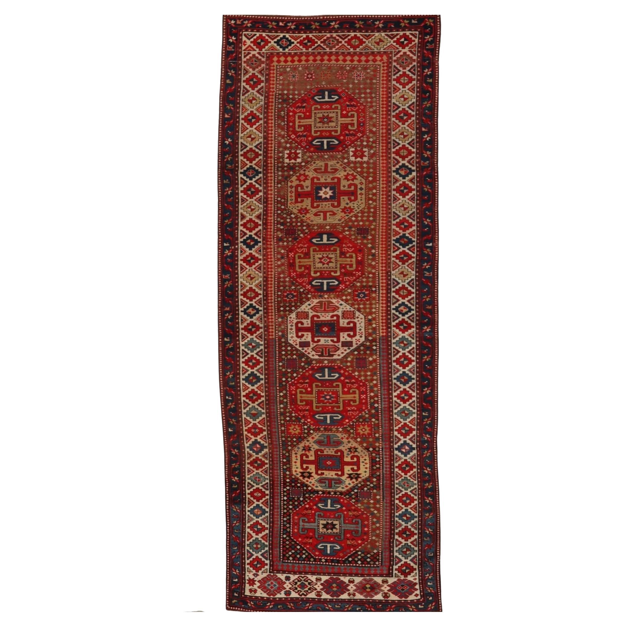 Russischer Kasachstan-Läufer Circa 1910 - Wolle Elfenbein Marineblau Rot Design - 99584
