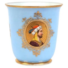 Vaso di vetro con ritratti pittoreschi, Francia, realizzato da Baccarat, anni ’30 – ’40 del XIX secolo