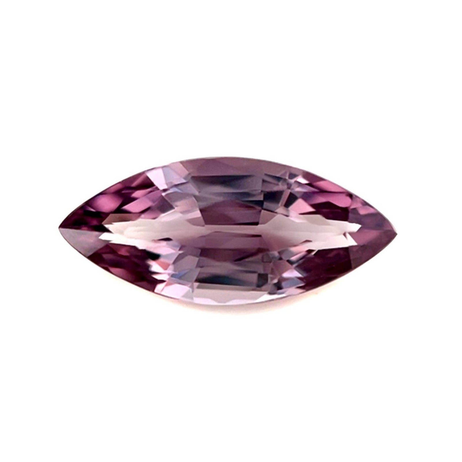 1.45ct GIA Certified Colour Change Garnet Marquise Cut Rare Pyrope Spessartine en vente