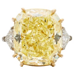 20.03 Carat Cushion Diamond Ring Fancy Yellow 18K Gold Sunlit Royal Radiance