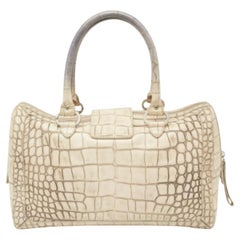 Aigner Vanille/Schwarzes Leder mit Kroko-Prägung Klappe Satchel