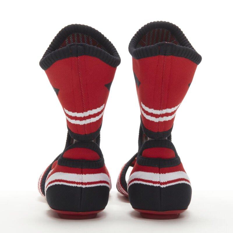 Donna PRADA rosso nero bianco elasticizzato in maglia a calzino sandali infradito EU35.5 in vendita