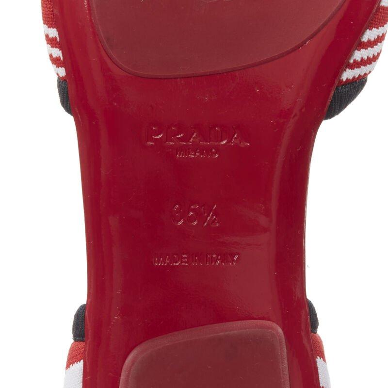 PRADA rosso nero bianco elasticizzato in maglia a calzino sandali infradito EU35.5 in vendita 5