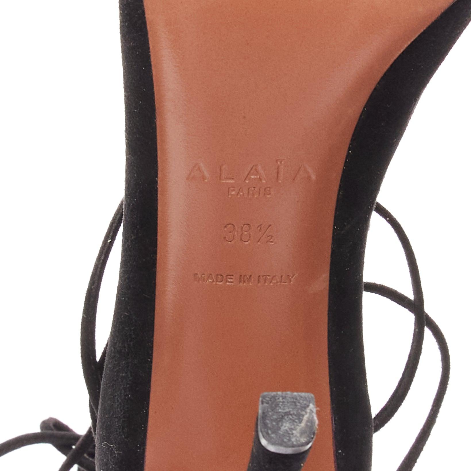 ALAIA in pelle scamosciata nera con lacci e zip sul retro, sandalo con tacco EU38.5 in vendita 5