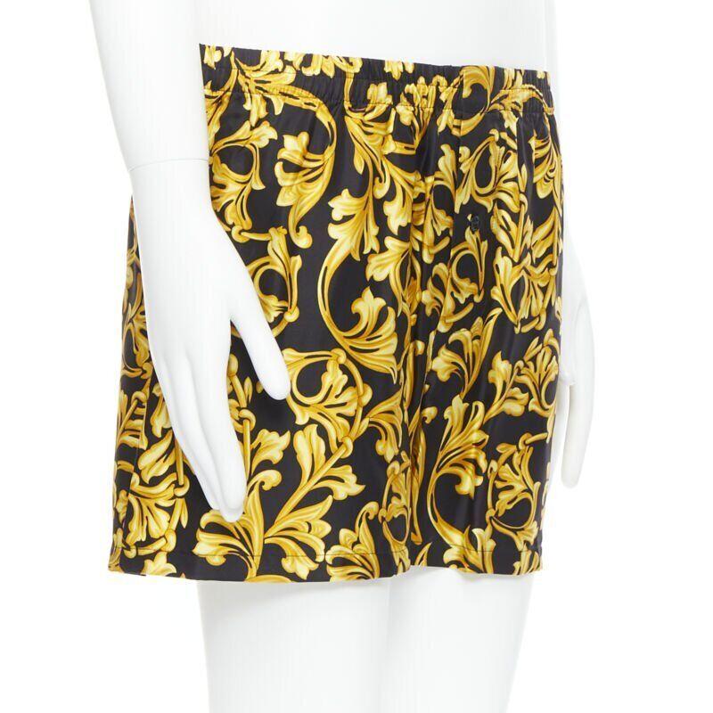 VERSACE Boxer imprimé Barocco 100 % soie noire et or IT5 M Neuf - En vente à Hong Kong, NT