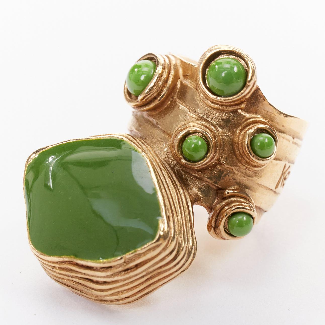 YVES SAINT LAURENT YSL Arty goldfarbener grüner Cabochon-Emaille Statement-Ring US7 im Angebot 3