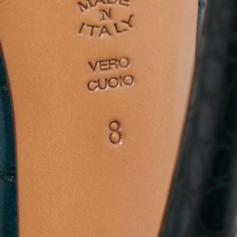 Casadei Sandales à plateforme en cuir gaufré vert Taille 38 Bon état - En vente à Dubai, Al Qouz 2