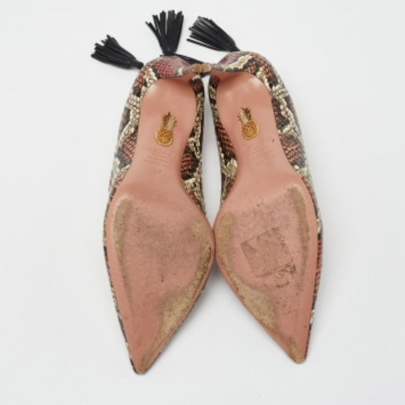 Aquazzura in pelle di pitone Forever Marilyn, con dettaglio nappe e punta a punta, taglia 37 in vendita 4
