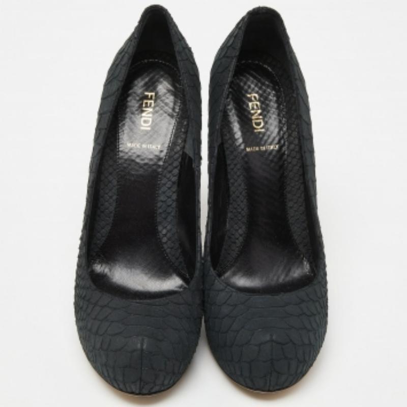 Women's Fendi Black Python Embossed Leather FF Logo Heel Platform Pumps Size 40 For Sale