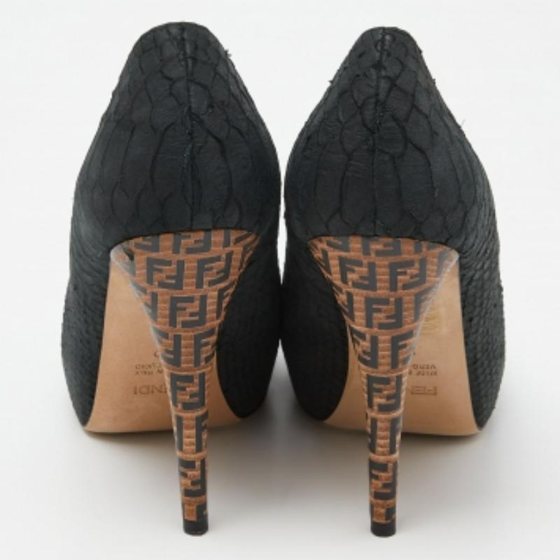Fendi Black Python Embossed Leather FF Logo Heel Platform Pumps Size 40 For Sale 3