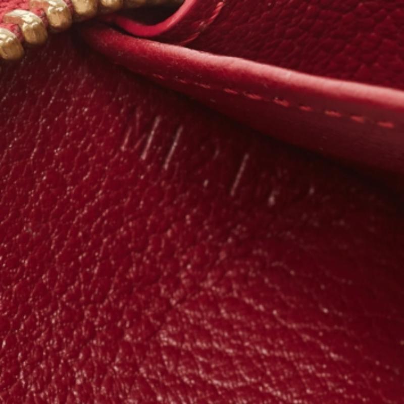 Cartera Zippy de Avestruz Rojo Louis Vuitton en venta 3