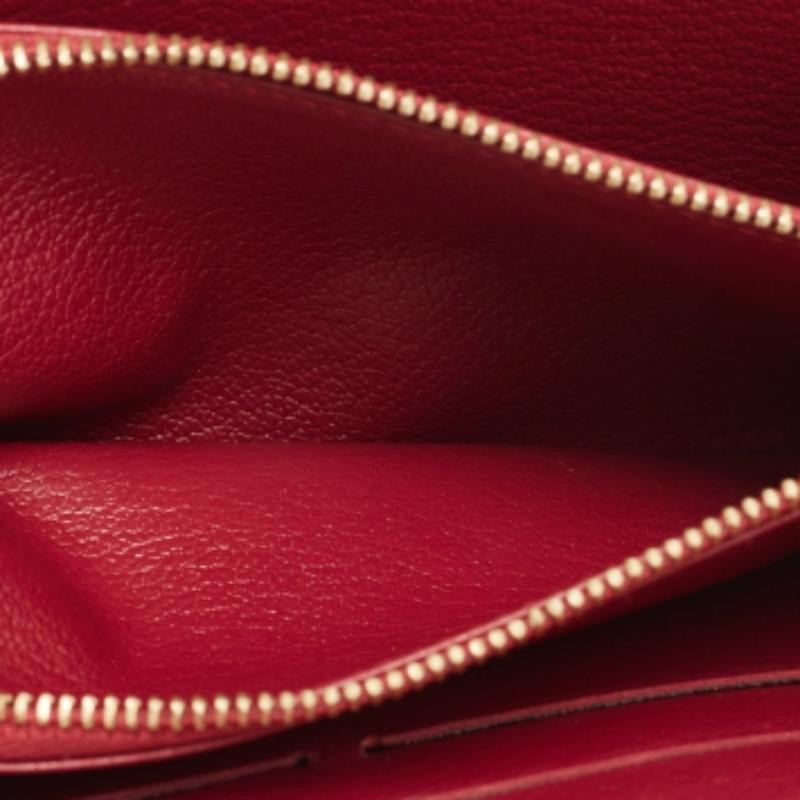 Cartera Zippy de Avestruz Rojo Louis Vuitton en venta 7