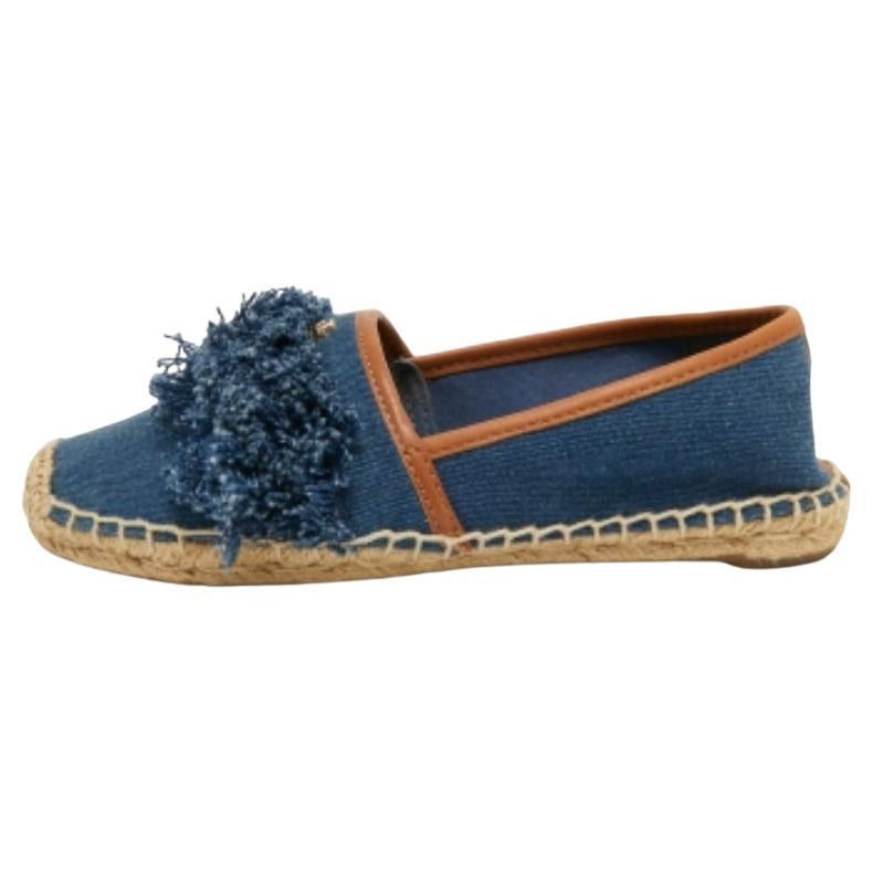 Tory Burch Espadrilles plates en denim bleu taille 36,5 en vente