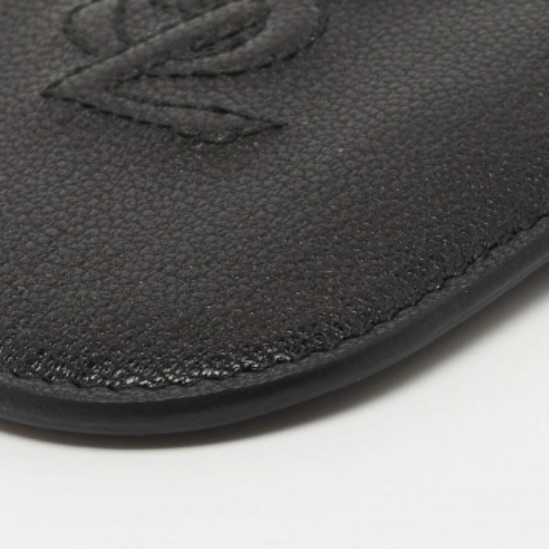 Yves Saint Laurent Porte Blackberry Cover en cuir noir en vente 2