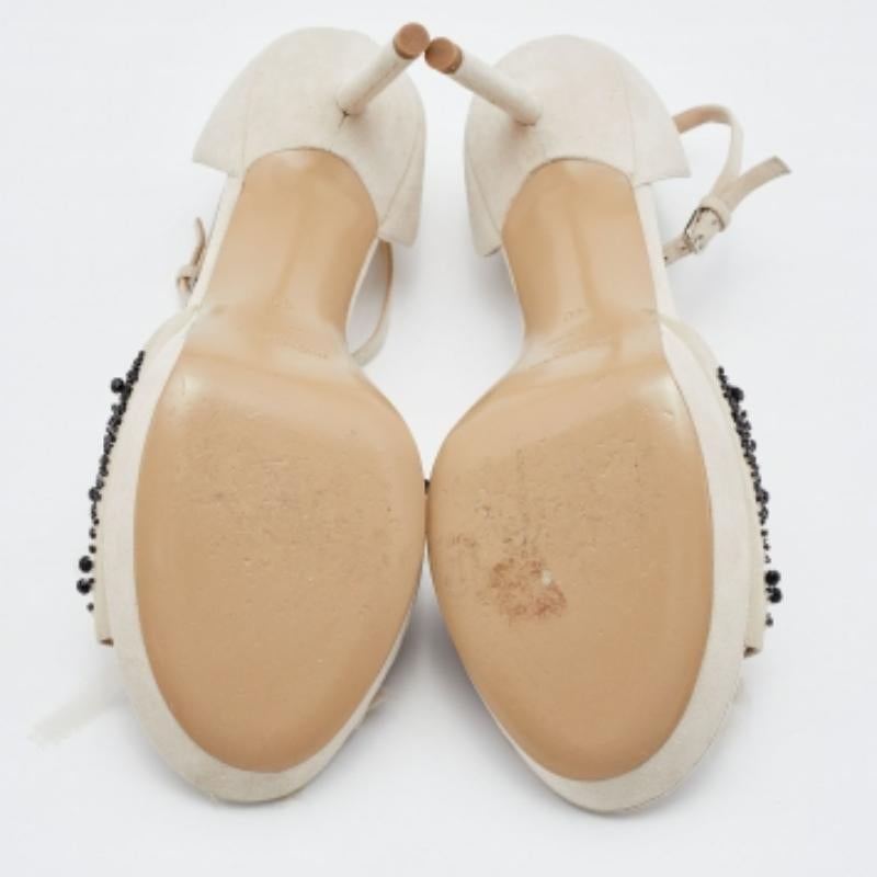 Yves Saint Laurent Off White Suede & Fabric Platform Sandals Taille 40 en vente 1