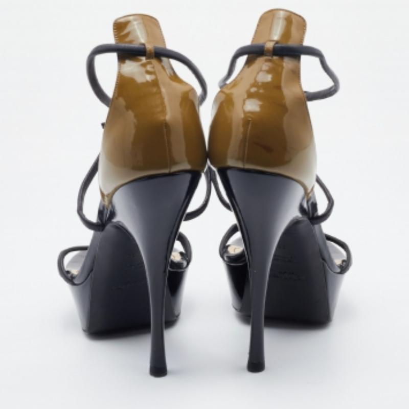 Yves Saint Laurent Sandales à plateforme en cuir et vernis noir Taille 39 Pour femmes en vente