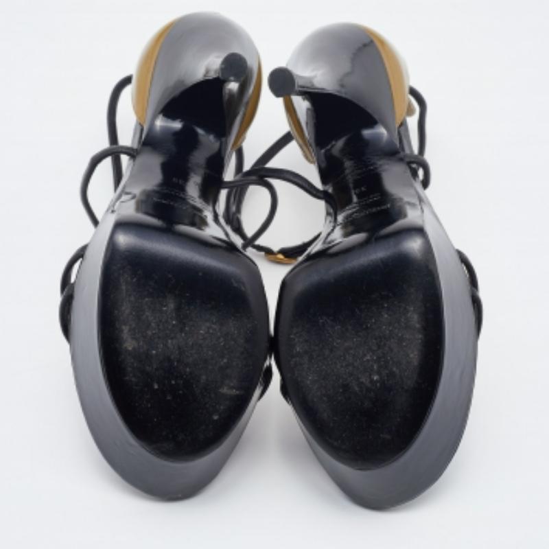 Yves Saint Laurent Sandales à plateforme en cuir et vernis noir Taille 39 en vente 3