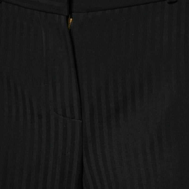 Pantaloni svasati a righe in lana nera Chloe S In condizioni buone in vendita a Dubai, Al Qouz 2