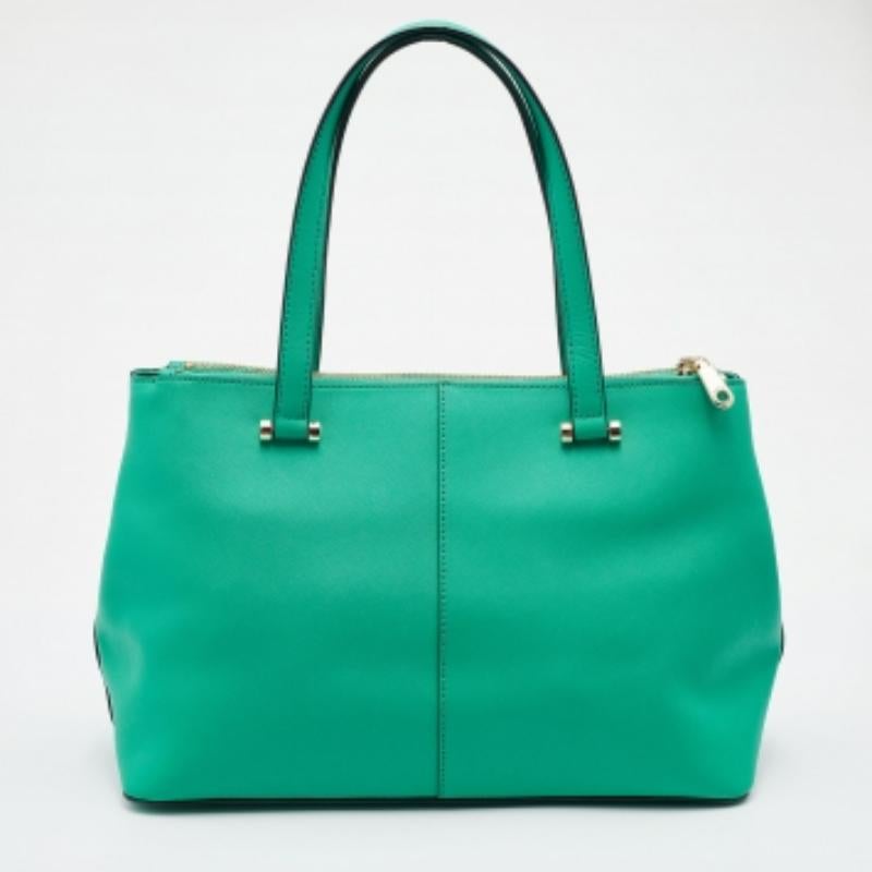Donna DKNY Tote con doppia zip in pelle saffiano verde in vendita