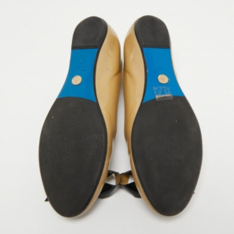 Loriblu Bailarinas de charol beige con lazo talla 39 en venta 5