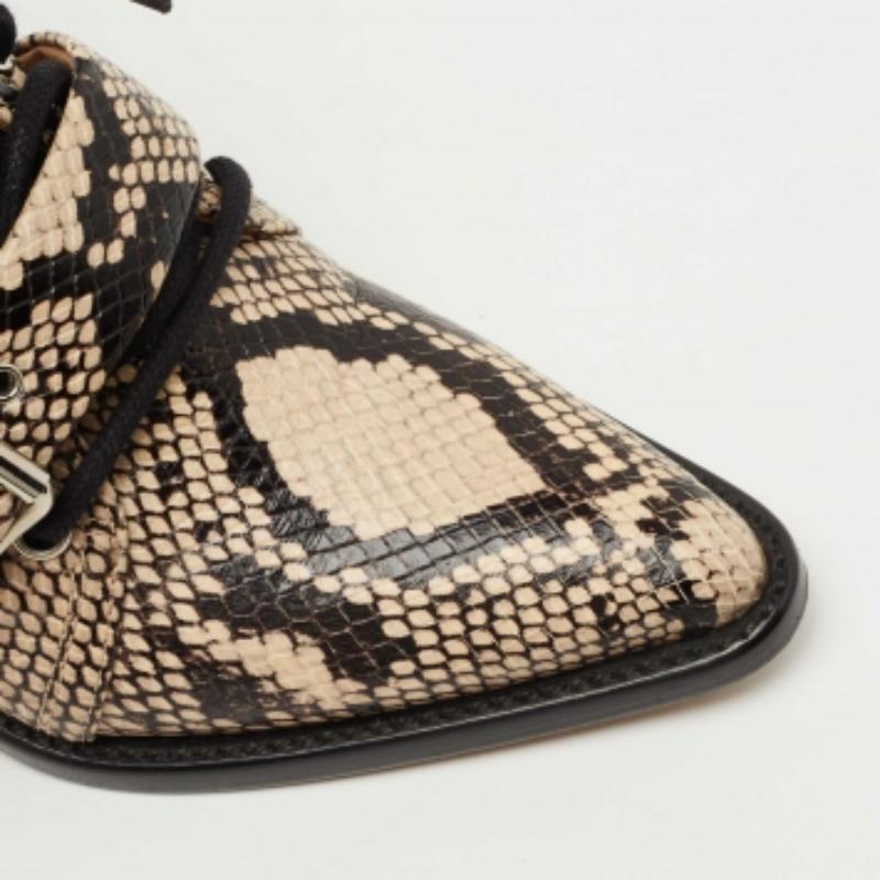Chloe Stivaletti Rylee in pelle goffrata pitone marrone/nero misura 36 in vendita 2