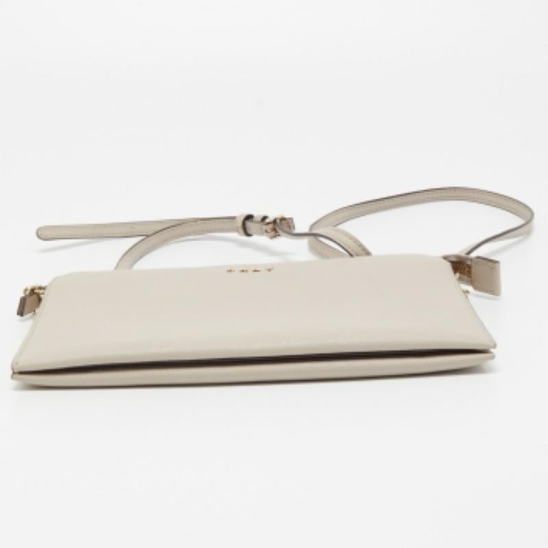 DKNY Borsa a tracolla in pelle beige in vendita 3