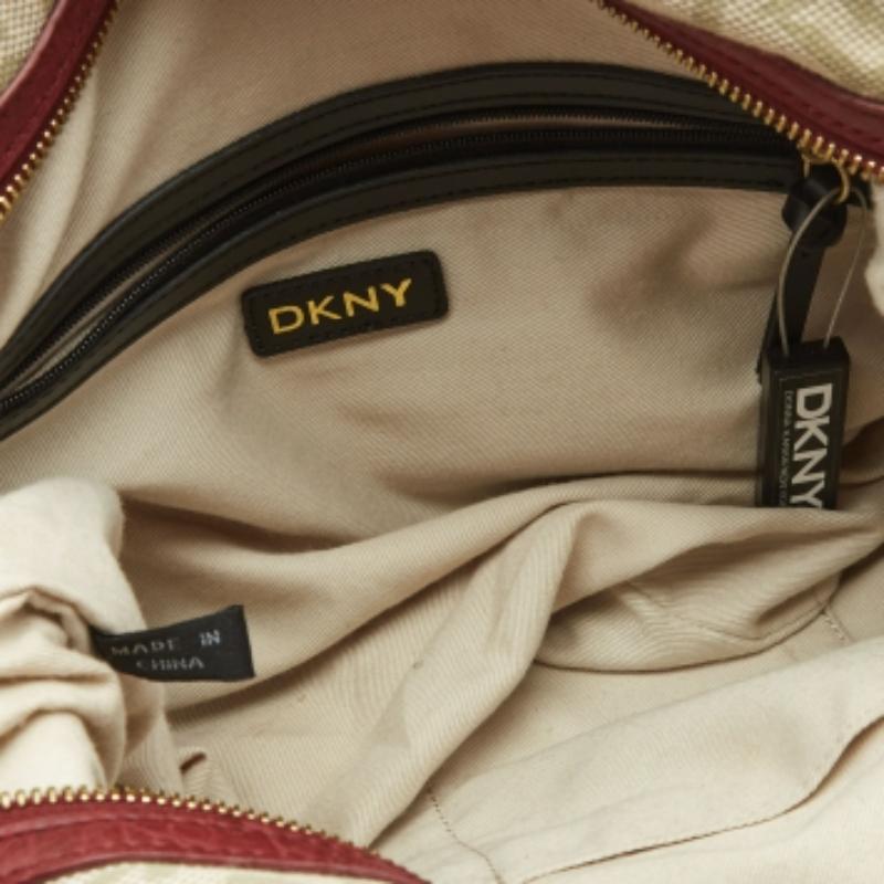 Donna DKNY Borsa tascabile in tela e pelle Monogram Rosso/Beige in vendita