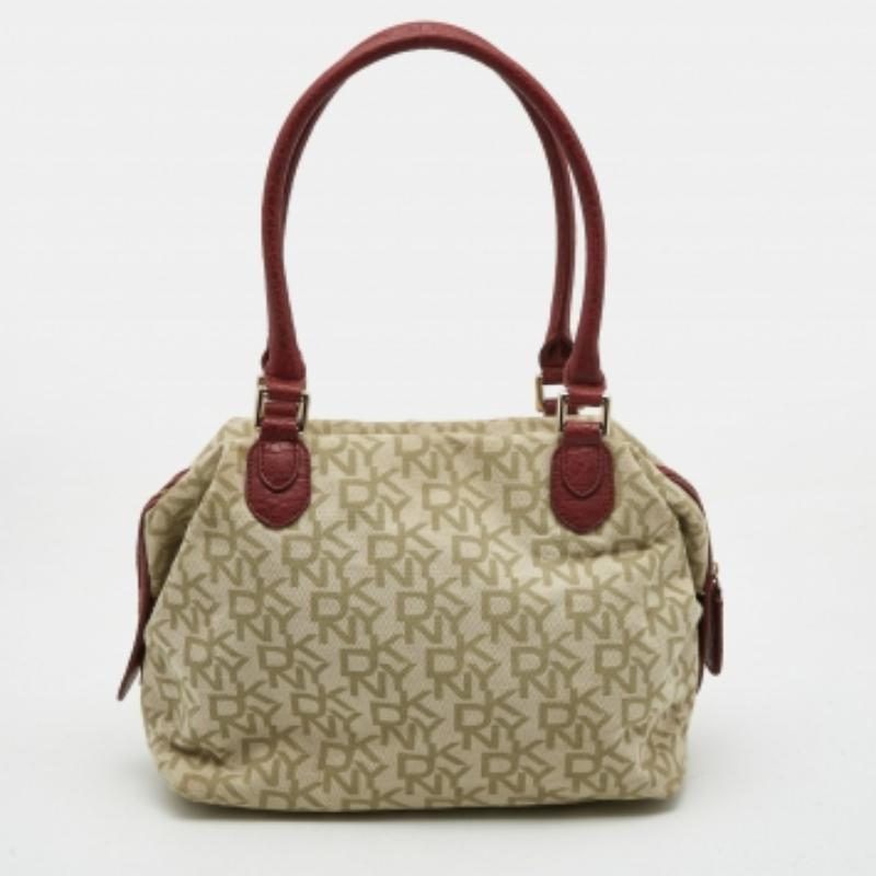 DKNY Borsa tascabile in tela e pelle Monogram Rosso/Beige in vendita 3