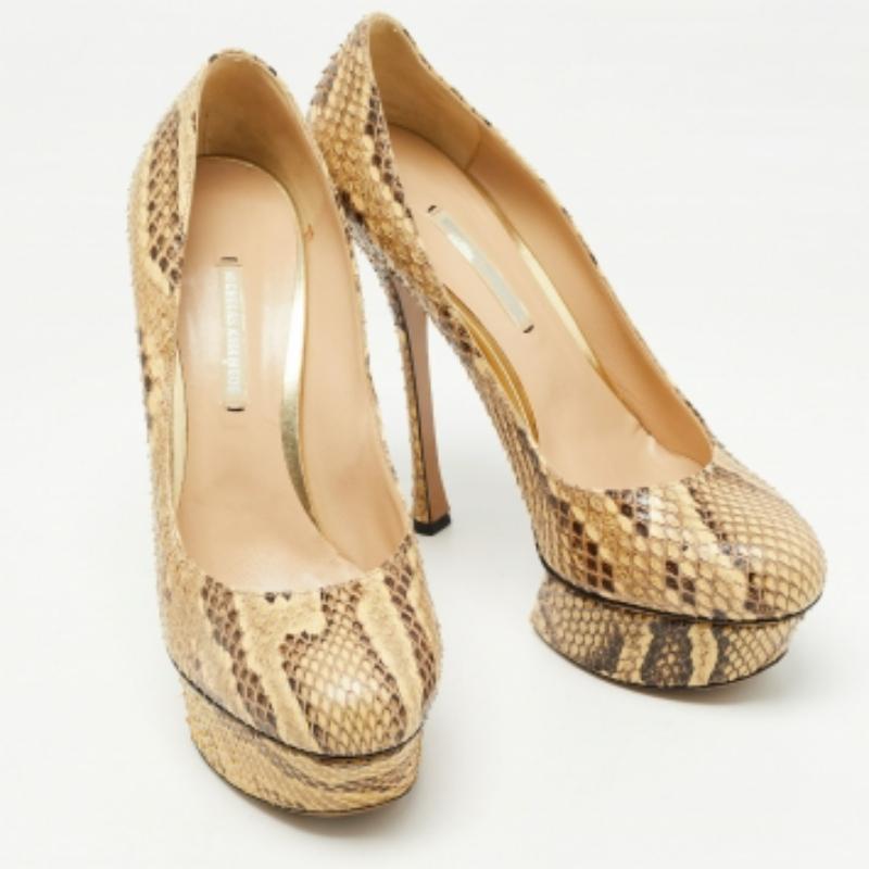 Donna Nicholas Kirkwood Crema/Marrone, pelle di pitone con plateau Taglia 39 in vendita