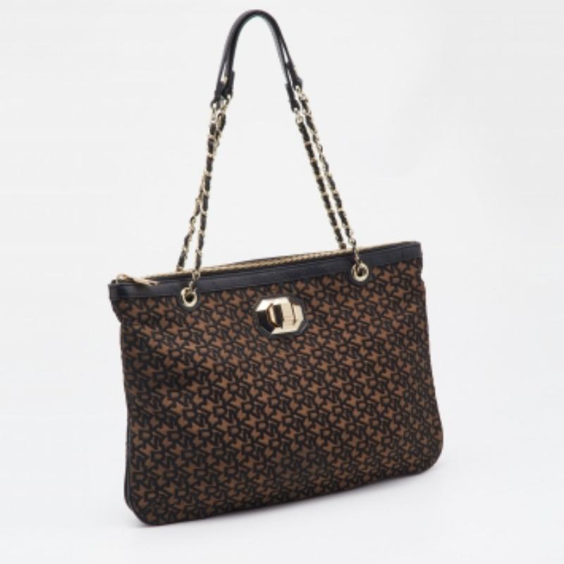 DKNY Borsa a tracolla con catena in tela e pelle marrone/nero Signature in vendita 2