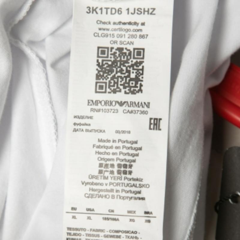 Maglietta girocollo in cotone stampata con logo bianco Emporio Armani XL In condizioni ottime in vendita a Dubai, Al Qouz 2