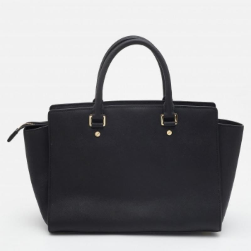 Michael Kors - Borsa a tracolla Selma in pelle nera in vendita