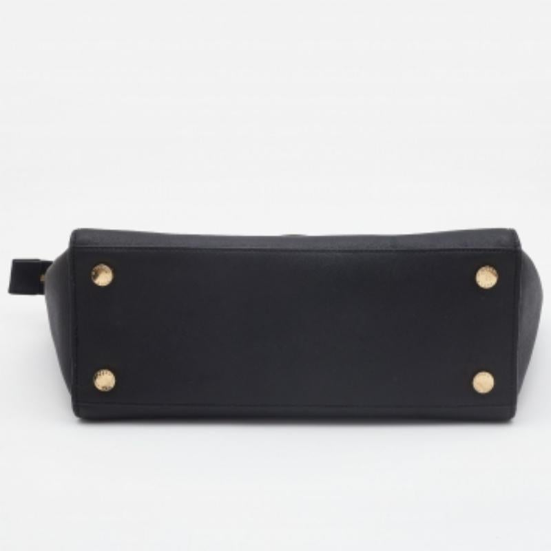 Michael Kors - Borsa a tracolla Selma in pelle nera in vendita 3
