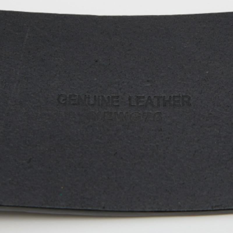 Emporio ARMANI Ceinture large en cuir noir à boucle brique Pour femmes en vente
