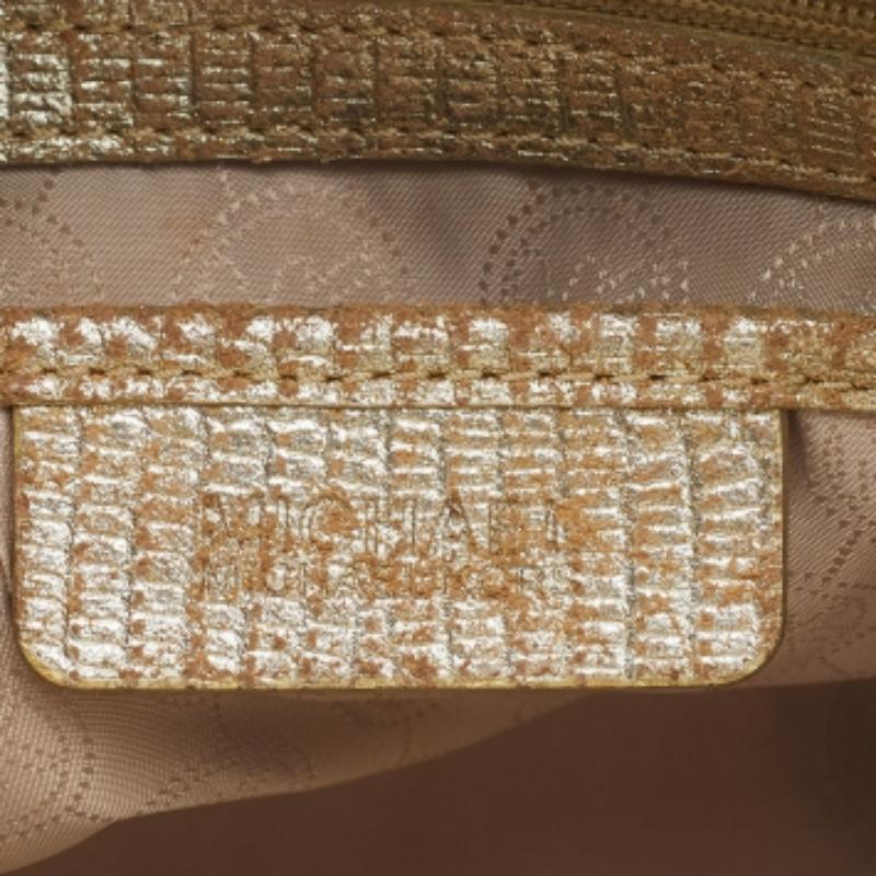 Oro Michael Michael Kors - Grande borsa Selma in pelle goffrata color oro e pelle di serpente in vendita