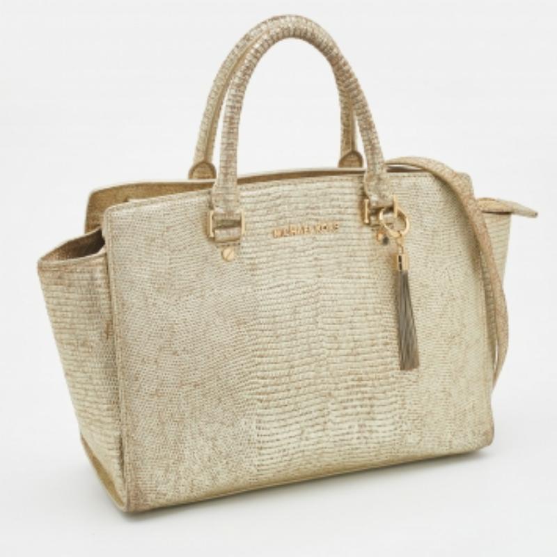 Michael Michael Kors - Grande borsa Selma in pelle goffrata color oro e pelle di serpente in vendita 1