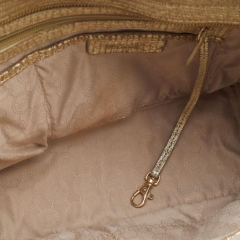 Michael Michael Kors - Grande borsa Selma in pelle goffrata color oro e pelle di serpente in vendita 5