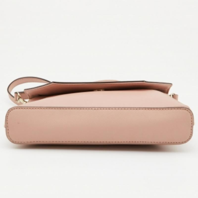 DKNY Borsa a tracolla con patta in pelle rosa in vendita 1