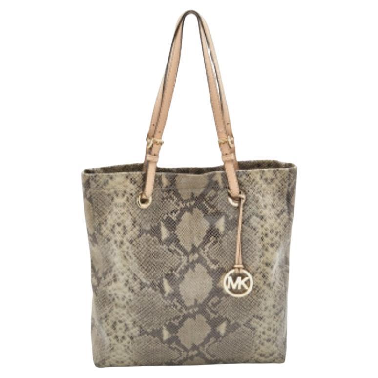 Michael Michael Kors Tote in pelle effetto pitone beige/grigio Nord Sud in vendita