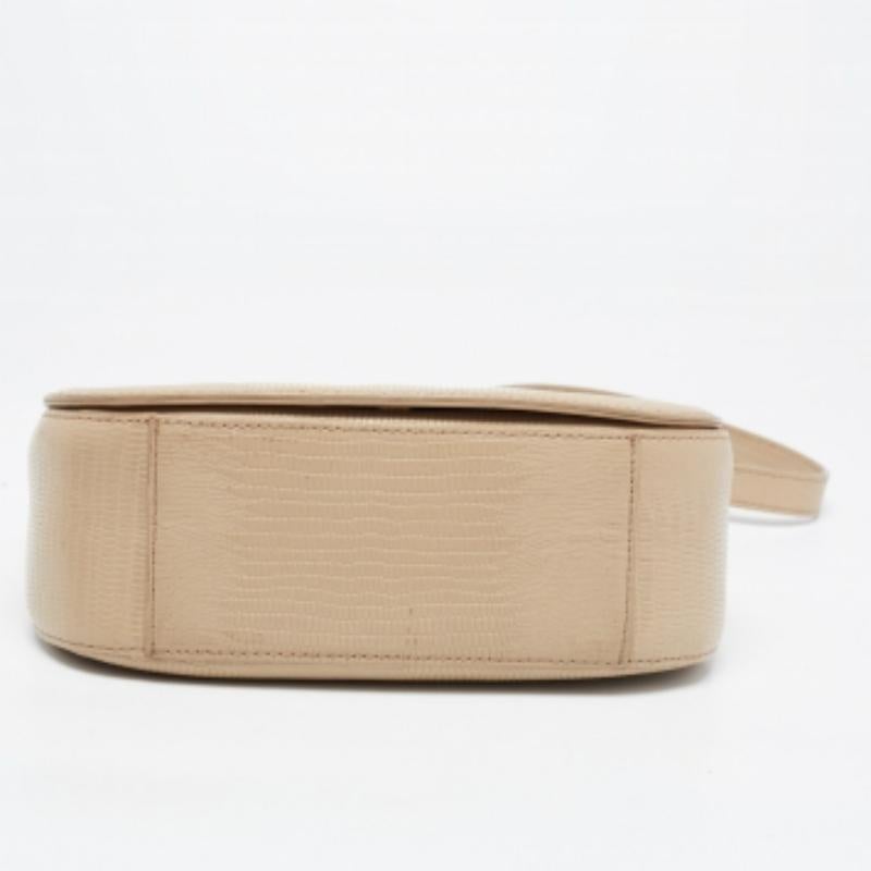 DKNY Borsa a tracolla in pelle beige con logo impresso a lucertola in vendita 3