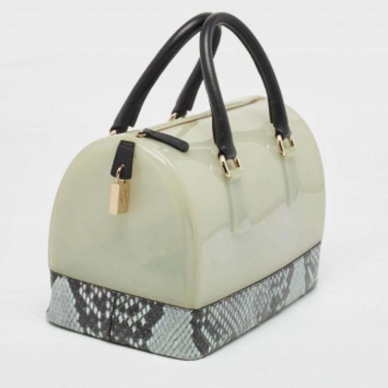 Donna Furla Borsa Candy in gomma e pitone blu chiaro in vendita