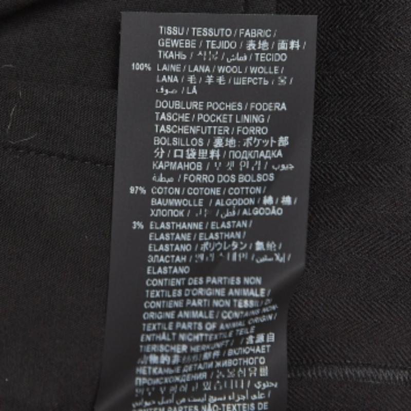 Saint Laurent Pantaloncini chino in lana nera S In condizioni ottime in vendita a Dubai, Al Qouz 2