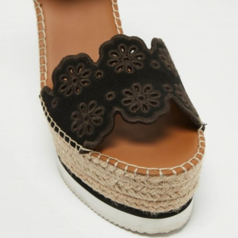 Donna See By Chloe Sandali con zeppa in pelle e camoscio con taglio floreale Taglia 40 in vendita