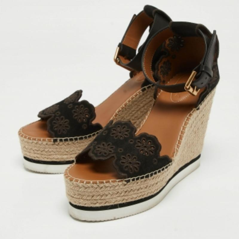 See By Chloe Sandali con zeppa in pelle e camoscio con taglio floreale Taglia 40 in vendita 3