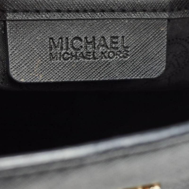 Nero Michael Kors - Borsa Selma grande in pelle saffiano nera in vendita
